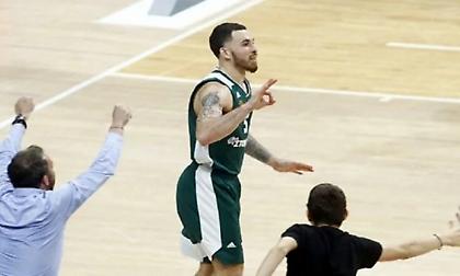 Τζέιμς: «Εκρηκτική» εμφάνιση με ρεκόρ καριέρας στα playoffs! (video)