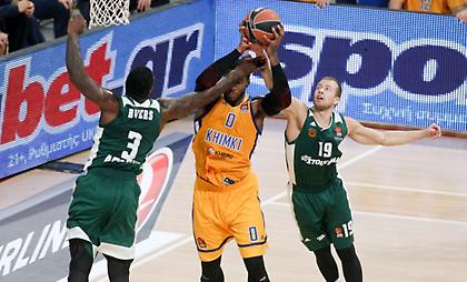 Μέσα ο Ρίβερς, έξω ο Λεκαβίτσιους