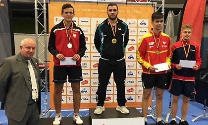 «Χρυσός» Σγουρόπουλος στο απλό νέων του βελγικού Οπεν, πήρε και το ασημένιο στο διπλό