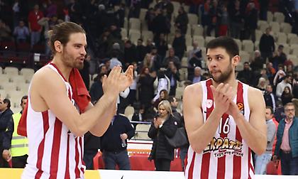 Ζήτησε να αγωνιστεί ο Μπόγρης-Παίζει με ένεση, όπως και ο Παπανικολάου