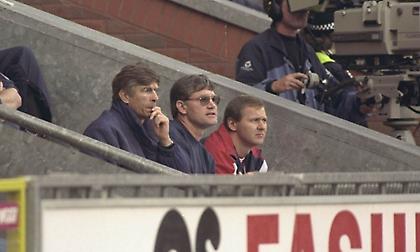 Το ντεμπούτο του Βενγκέρ απέναντι στον Δώνη (video)