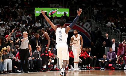 «Ζωντανοί» εν μέσω… ξύλου οι Γουίζαρντς