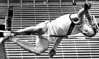 Φιλ Σίνικ: Ένας Αμερικανός αθλητής που πρωτοπόρησε για την Ειρήνη