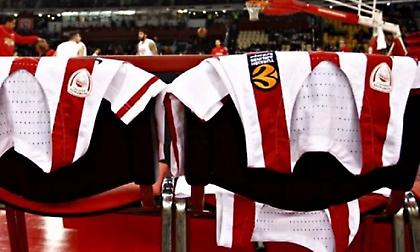 Poll: Αυτή ψηφίσατε ως την κορυφαία φανέλα του Ολυμπιακού (photos)