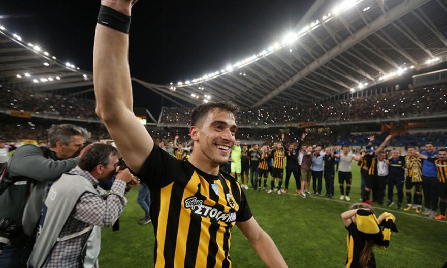 Λαμπρόπουλος στον ΣΠΟΡ FM: «Ρωτούσαμε τον πρόεδρο αν θα πανηγυρίσουμε ή όχι»