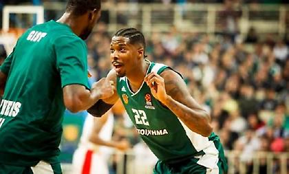 Ο Γκάμπριελ στηρίζει Παναθηναϊκό και στα… παπούτσια! (photo)