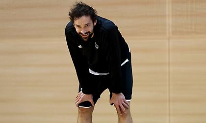 Η υποδοχή του Γιουλ από τους φιλάθλους της Ρεάλ στο ματς με τον Παναθηναϊκό (pic)