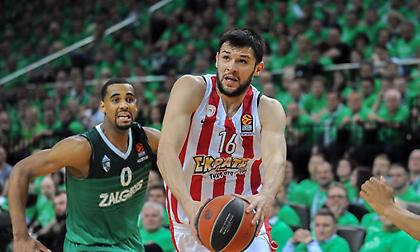 Παπανικολάου: «Να παλέψουμε όλοι μαζί σαν μία γροθιά»