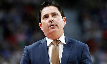 Πήγε… καροτσάκι τον Πατέρνικο ο έξαλλος Πασκουάλ! (video)