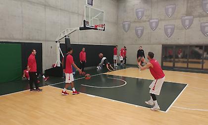 Η προπόνηση του Ολυμπιακού στο Κάουνας (video)