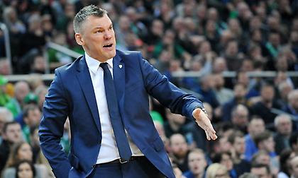 «Τα πήρε» με Τουπάν ο Σάρας και απείλησε να τον στείλει στα αποδυτήρια