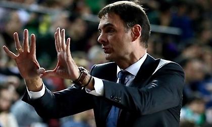 Η φάση με το καλάθι της Χίμκι που δεν μέτρησε και το φοβερό ξέσπασμα Μπαρτζώκα! (video)