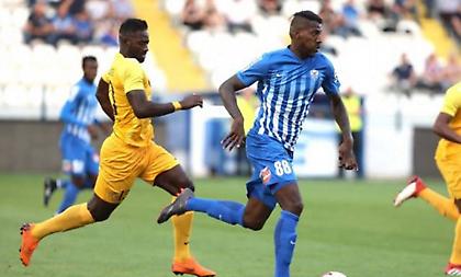 Έκανε check-in για Ευρώπη μετά από πέντε χρόνια η «Κυρία»!