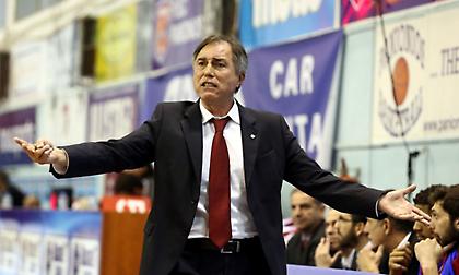 Αλεξανδρής στους παίκτες του Πανιώνιου: «Μπορούμε τρεις νίκες και να σωθούμε» (video)