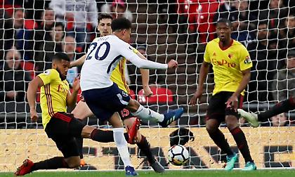 Με γκέλα του Καρνέζη προηγήθηκε η Τότεναμ (video)