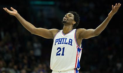 Έπος: Ο Εμπίντ βλέπει Dragon Ball στο TD Garden (video)