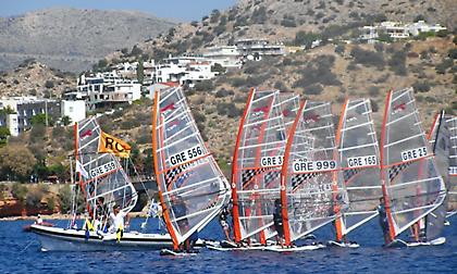 Οι νικητές του πανελλήνιου πρωταθλήματος ιστιοσανίδας TECHNO