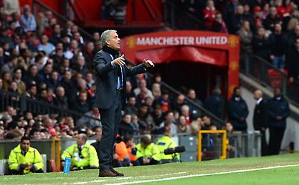 Μουρίνιο: «Αν η ευτυχία των παικτών μου είναι μακριά απ’ τη Γιουνάιτεντ τότε θα δούμε τι θα συμβεί…»