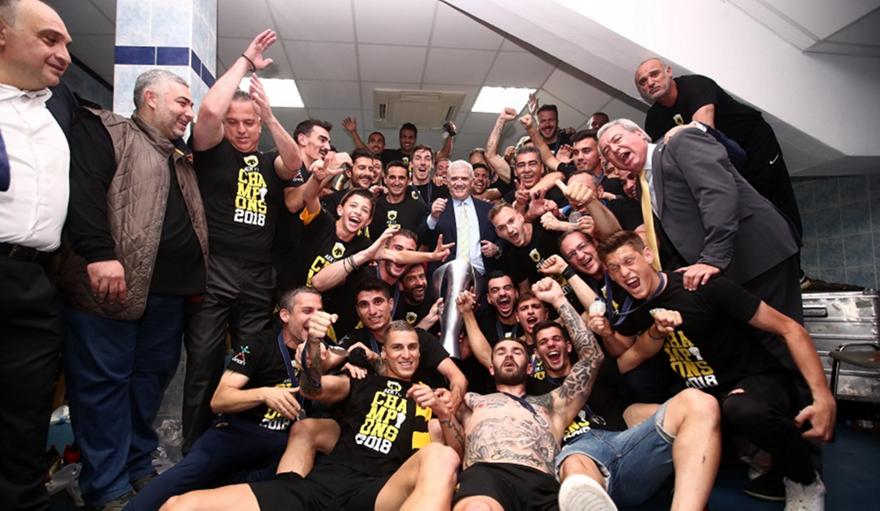 Η πανηγυρική selfie στα αποδυτήρια της ΑΕΚ (video)