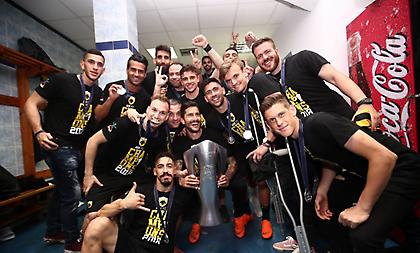 Η ΑΕΚ πρωταθλήτρια γιατί  δεν «δίνει» πια και  το άλλο μάγουλο…