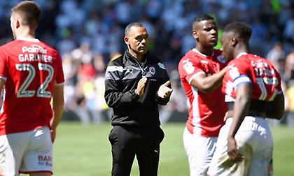 Απολύθηκε ο Ζοσέ Μοράις μετά τον υποβιβασμό της Μπάρνσλεϊ