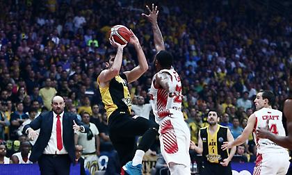 «Παγκόσμιε» από εκεί ψηλά, δες την ΑΕΚΑΡΑ βασίλισσα ξανά