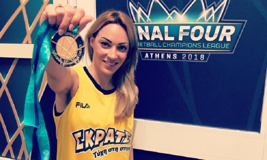 Η Μαρία Τσουρή ποζάρει με τον πρωταθλητή Βασιλόπουλο (pics)