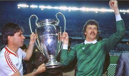 Η βραδιά της Στεάουα, του Χέλμουτ Ντουκαντάμ και του… Γιώργου Βαρδινογιάννη