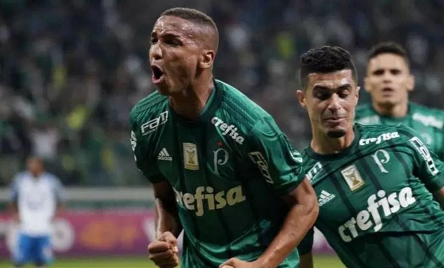 Ευαγγελάτος: «Αρέσει ο Ντέιβερσον στον Μαρτίνς»