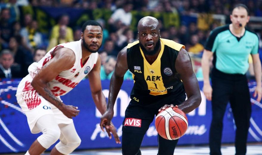 Ντελρόι Τζέιμς στο sport-fm.gr: «Νόμιζα ότι σειόταν το πάτωμα»!