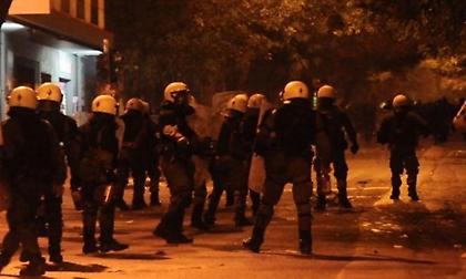 «Ντου» οπαδών της ΑΕΚ στον σύνδεσμο του ΠΑΟΚ στην Ομόνοια!