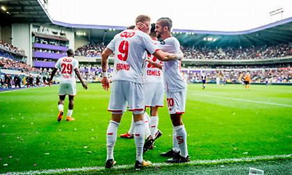 Ξέφυγε περισσότερο στην κορυφή η Μπριζ