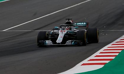 Pole position  ο Λιούις Χάμιλτον, κυρίαρχη η Mercedes