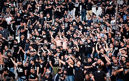 Αιχμηρό πανό των οπαδών του ΠΑΟΚ για την ΑΕΚ και τον υποβιβασμό στην Γ' Εθνική (pic)
