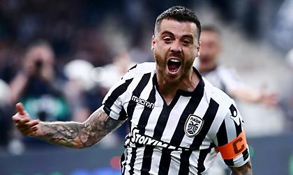 «Τρελάθηκε» στο γκολ του ο Βιεϊρίνια! (pics)