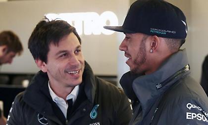 Διαβεβαιώσεις Mercedes και Χάμιλτον για νέο συμβόλαιο