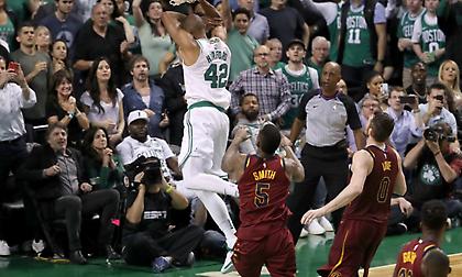 Δεν τιμωρεί τον Σμιθ το ΝΒΑ για το σπρώξιμο στον Χόρφορντ!