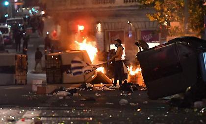 «Κάηκε» η Μασσαλία από τους οπαδούς της Μαρσέιγ (pics+vids)