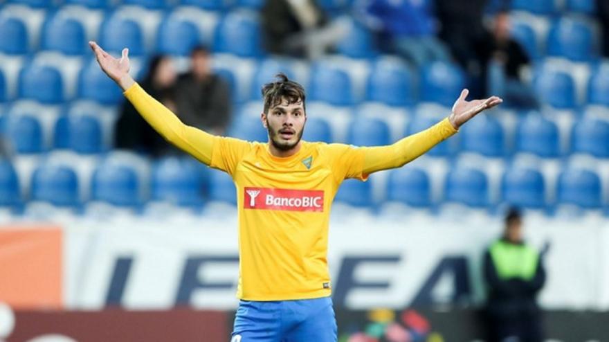 Ευαγγελάτος: «Θέλει να κλείσει άμεσα φορ και στόπερ ο Ολυμπιακός»