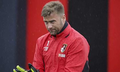 Νέο μονοετές συμβόλαιο σε Μπόρουτς η Μπόρνμουθ