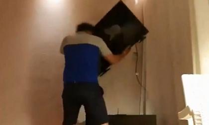 Οπαδός της Μαρσέιγ… ξεσπάει στην τηλεόρασή του (video)