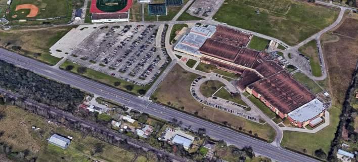 Μακελειό σε λύκειο του Τέξας: Τουλάχιστον 8 νεκροί από πυροβολισμούς