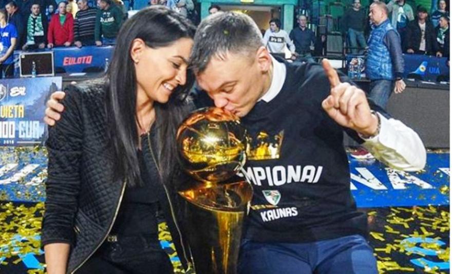 Σε mood Final-4 η Ελληνίδα σύζυγος του Σάρας (pics)