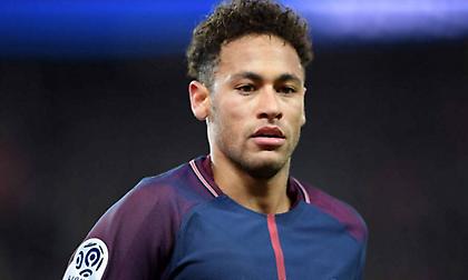 Πάει Γιουνάιτεντ ο Νέιμαρ όταν βαρεθεί να περιμένει τη Ρεάλ