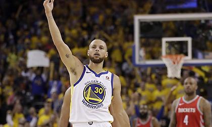 Έκαναν σκόνη τους Ρόκετς οι Γουόριορς