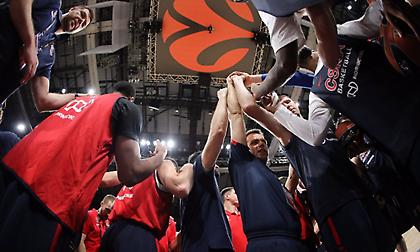 Έμεινε στο Βελιγράδι η αποστολή της ΤΣΣΚΑ λόγω προβλήματος στο αεροπλάνο!