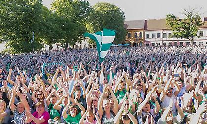 Πανικός στην υποδοχή της Ζαλγκίρις στο Κάουνας (pics)