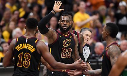 «Φωτιά» ο Λεμπρόν και come back από Καβαλίερς!