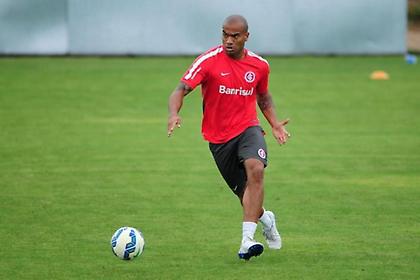 Νέο πρόσωπο στις συζητήσεις Ολυμπιακού-Ιντερνασιονάλ για Μολέντο