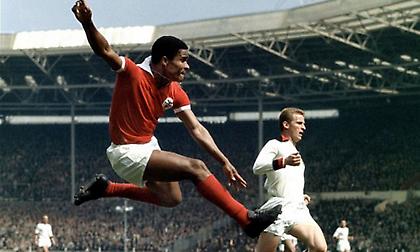 Το σπάνιο «Μαύρο Μαργαριτάρι» εκτόξευσε την Πορτογαλία